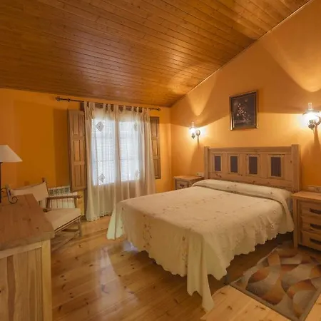 Apartamento Vivienda De Uso Turístico La Atalaya El Barco de Ávila